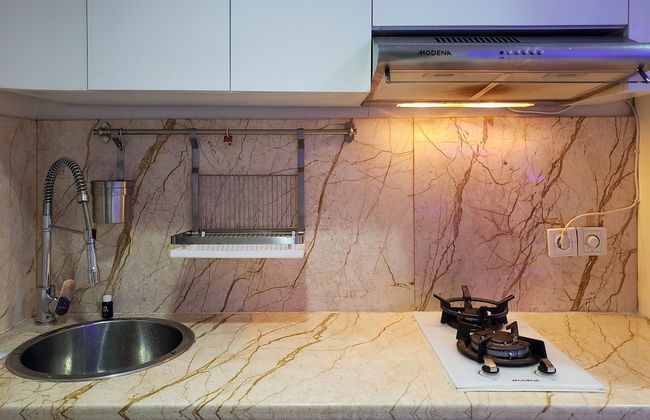 Nice And Comfort 2Br At Belmont Residence Puri Apartment - Foto 6