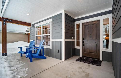 Elk Grove Getaway - Photo 31