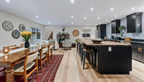 Spacious Cozy and Renovated Mountain Retreat - Foto 3