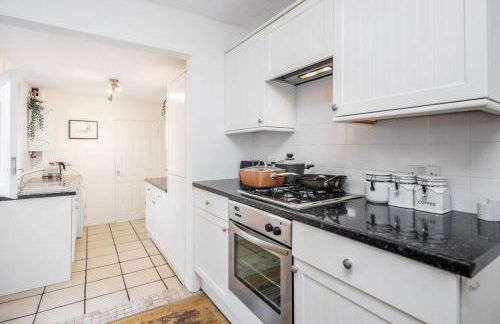 Stylish Victorian 3 Bed House Huge Garden/Parking - Foto 11