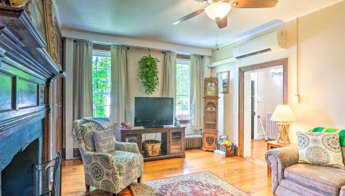 Historic Hammond House with Wine Country View! - Foto 3