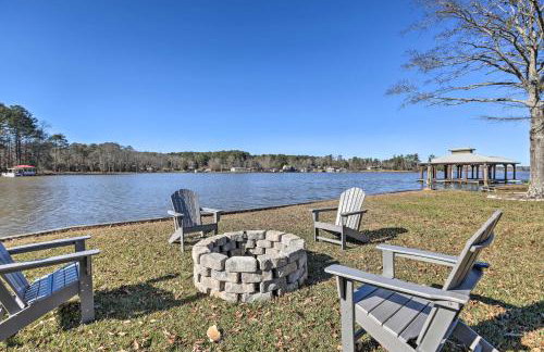 Fire Pit & Grill: Pet-Friendly Shelby Home! - Foto 3
