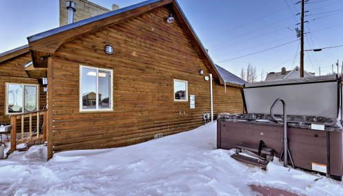 Centennial Cabin with Hot Tub, Sauna and Pool Table! - Foto 3