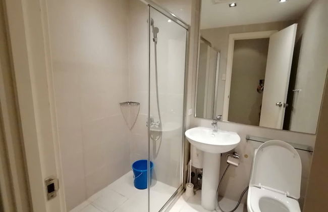 Happy Suites at Knightsbridge Res Makati - Photo 25