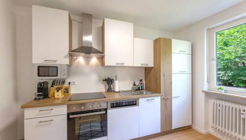 SweetHome - Küche, Stellplatz, WLAN, Nähe S-Bahn - Foto 4, stove, dishwasher, toaster