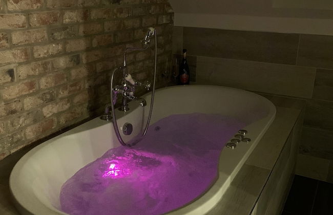 Luxury Boutique Country Cottage With Hot Tub - Foto 15