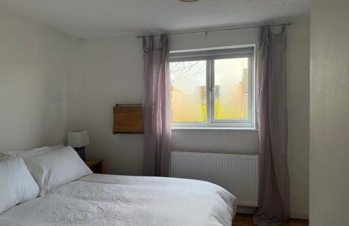 Entire House with Garden and Office - Foto 8