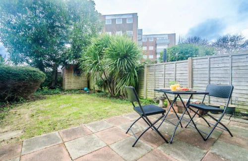 Lovely and spacious 4 bedroom house Burgess Hill - Foto 17