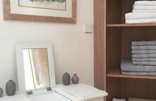 L'élégante - maison de ville avec bains à remous - parking inclus - Foto 16