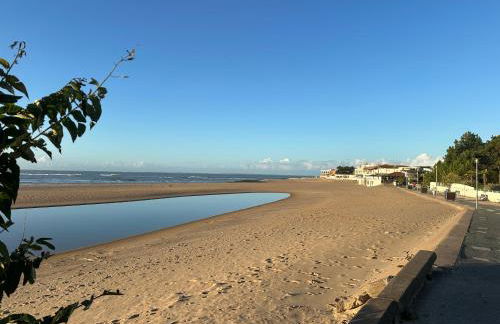 Studio Mer et Soleil avec Terrasse, en centre-ville, parking - Photo 25