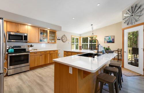 Cozy Pine Cabin Pool Access - Foto 18