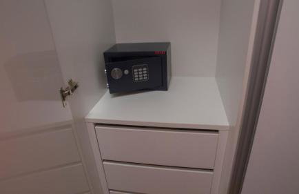 Nova Galerija Studio Ema i Apartman Anita- parking in garage - Foto 51