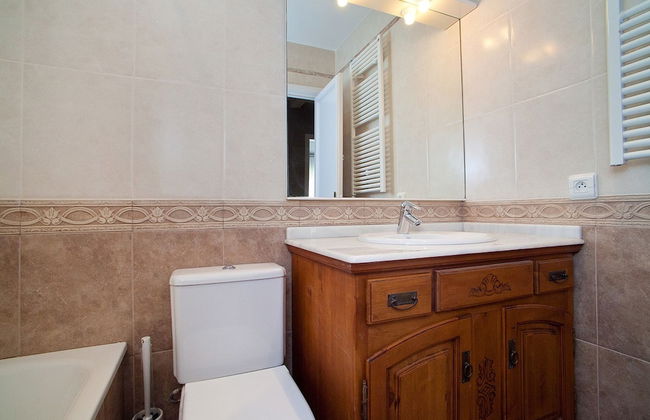 Cute & Spacious Eixample Apartment - Photo 31