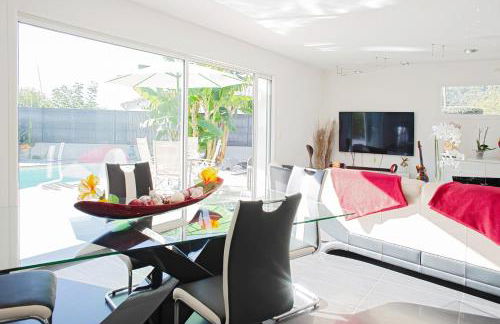 Belle Villa moderne avec piscine et jardin - Foto 48