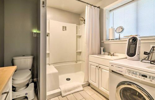 Walk to Lake Game Room Getaway in Pocono Summit! - Foto 22