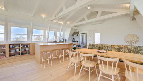 Riverfront Montana Retreat - Deck, Fire Pit and Pond - Foto 5