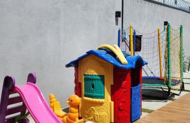 Sobrado novo e lindo com piscina - Foto 60