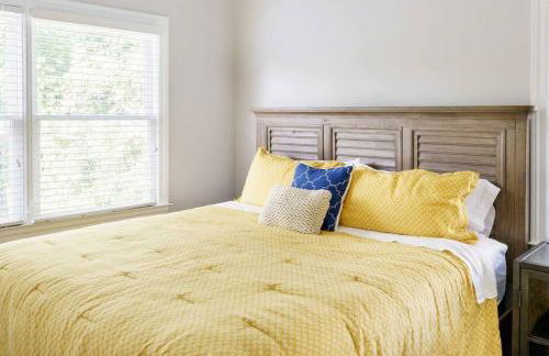 Southern Charm Downtown, Walk to Farmers Market & - Foto 7