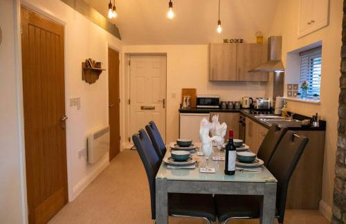 The Nest Close to York with Hot Tub - Foto 24