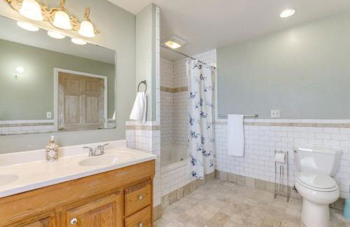 Steps to Shops and Eats Decatur Home with Large Yard - Foto 14