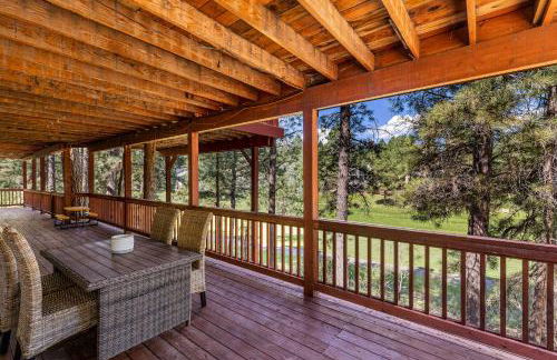 ACE - A Hole in One Right on the Golf Course Hot Tub Mt Views Pines - Foto 28