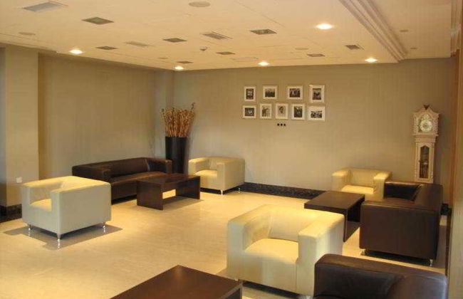 Maritimo Ris Apartamentos - Photo 9