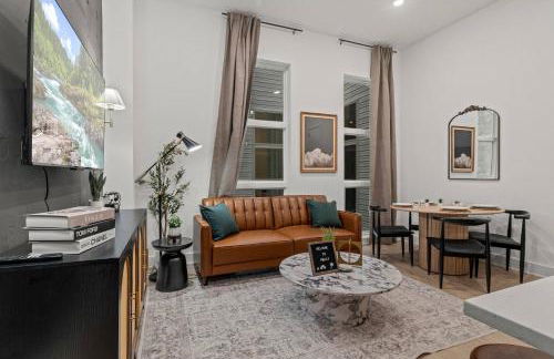 SLEEP 8 Outdoor Patio-Old City- 2 NEW Townhouses - Foto 11