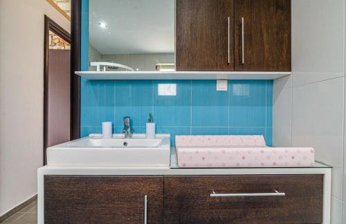 Elysian Stone Villa with Pool & Mountain View - Photo 39