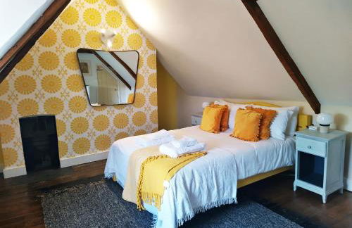 The Shire House - Photo 19