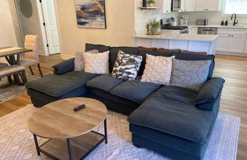 Historic, Full-reno, Downtown from Night Scene and Venues - Foto 7