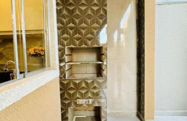 INCRIVEL FLAT 3 MINUTOS do CENTRO COM CHURRASQUEIRA E AR CONDICIONADO - Foto 21