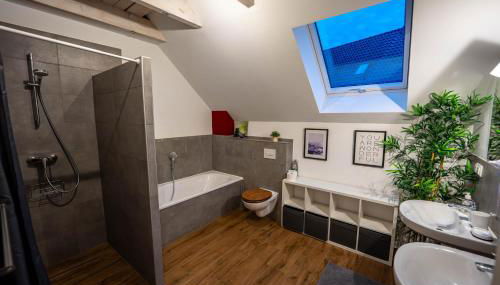 Premium Monteurhaus für Teams nahe Wolfsburg VW I Neubau I Parkplätze I B2B Rechnung mit MwSt I 3 Häuser auf einem Grundstück - Foto 4