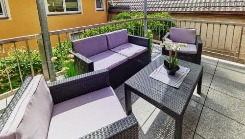 Ferienwohnung Urlaubsglück - Balkon und Parkplätze inklusive nur 5 Fahrminuten vom Europa-Park - Foto 3