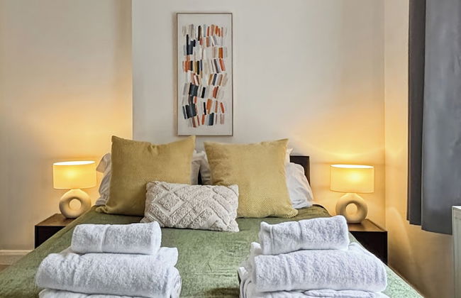 Charming Retreat With Hot Tub & Sauna Sleeps 4 - Foto 3