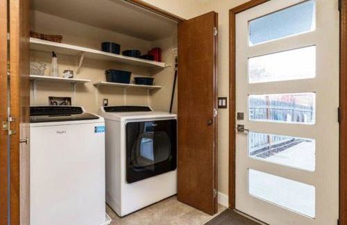 #StayInMyDistrict Eclectic Boise Townhouse near St Als - Foto 36