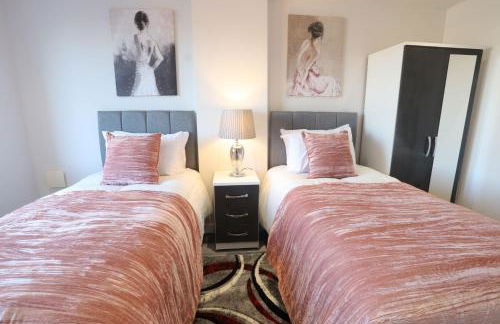 Birmingham NECAirport Interchange shortstay homebase - Foto 99