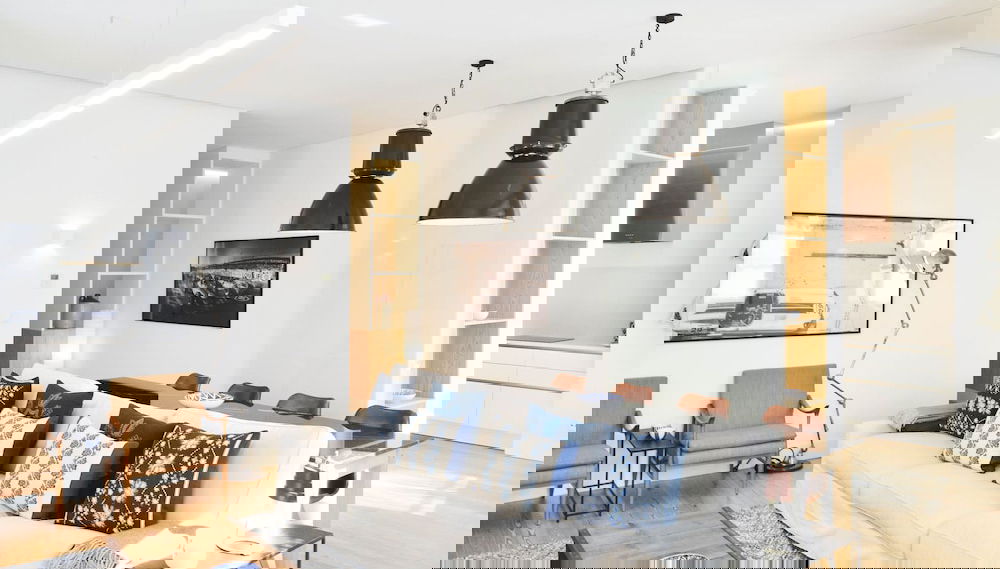 Urban Chic Apartment - Photo 1, Primary image