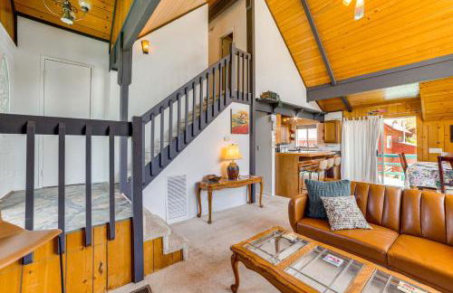 Frazier Park Cabin with Ping-Pong Table, Near Trails - Foto 4