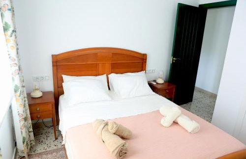 Newly furnished cozy house next to the beach - Foto 18