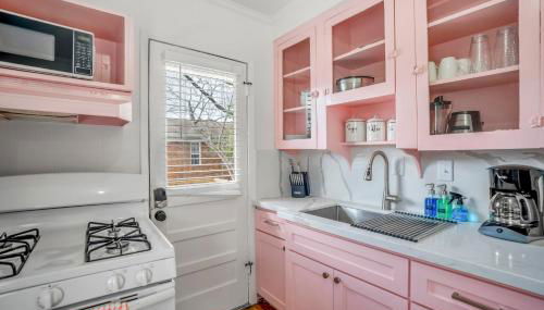 Historic Heights Boss Babe Bungalow - Foto 5