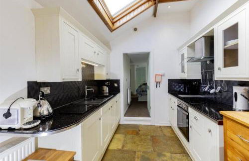 Old Brewery Cottage - Ellenabeich, Easdale - Isle of Seil - Photo 9