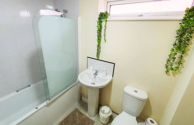 White Jasmine in Stroud - Foto 4