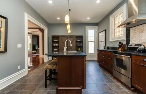 Downtown Historic Luxury Gem with Private Parking - Foto 4