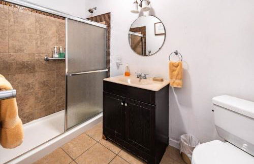 Serenity House near Gaslamp, San Diego Zoo & Petco - Foto 20