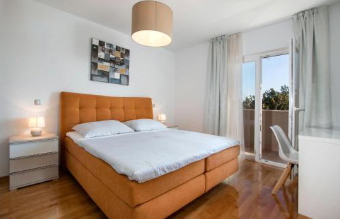 Gorgeous Home In Krmed With Wifi - Foto 16