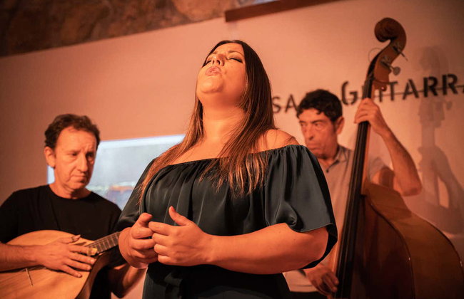 Espetáculo de fado na Casa da Guitarra - Foto 9