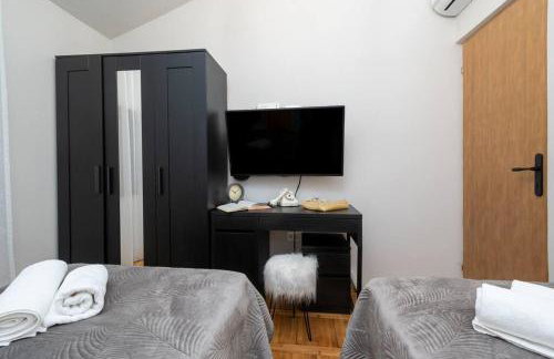 Olive garden Platinum, Posedarje - Photo 19