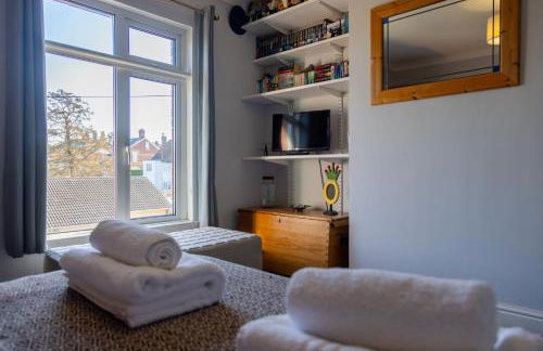 Vibrant 2 Bed, 2 Bath Home, Just Minutes to Town! - Foto 30