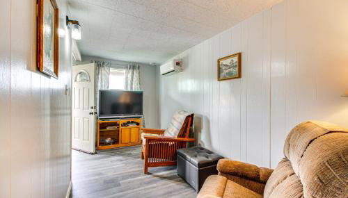 4 Mi to Rio Grande Bosque Farms Home with Patio! - Foto 2