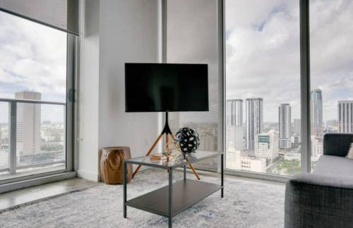 Sun-Splashed 1BR Condo unit in DWTN Miami with WFH - Foto 6